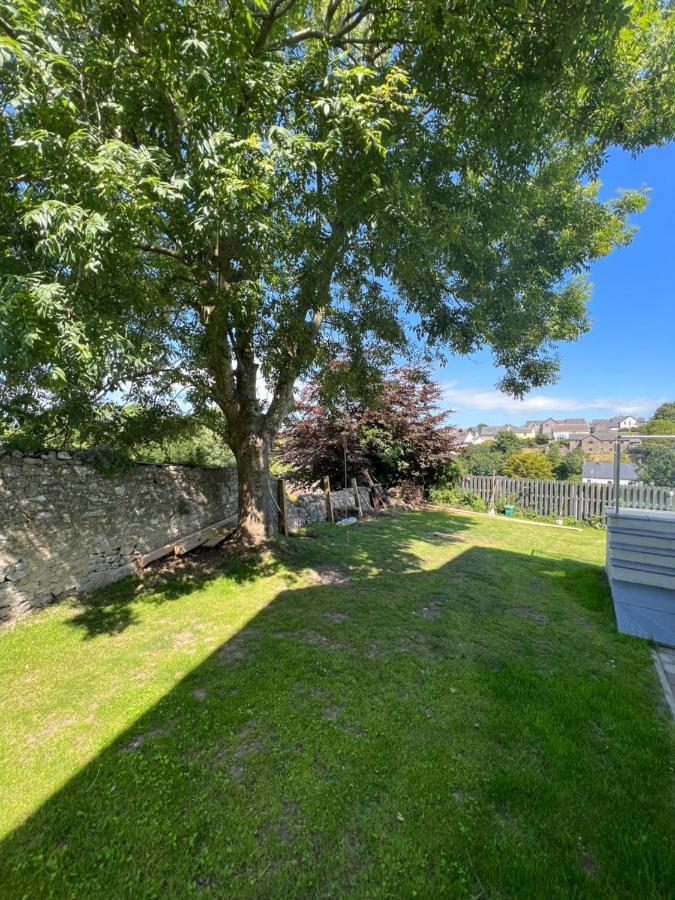Orchard Lodge -Coastal Retreat, New Build, Village Views, Private Garden And Terrace Saint Brides Major Exteriér fotografie