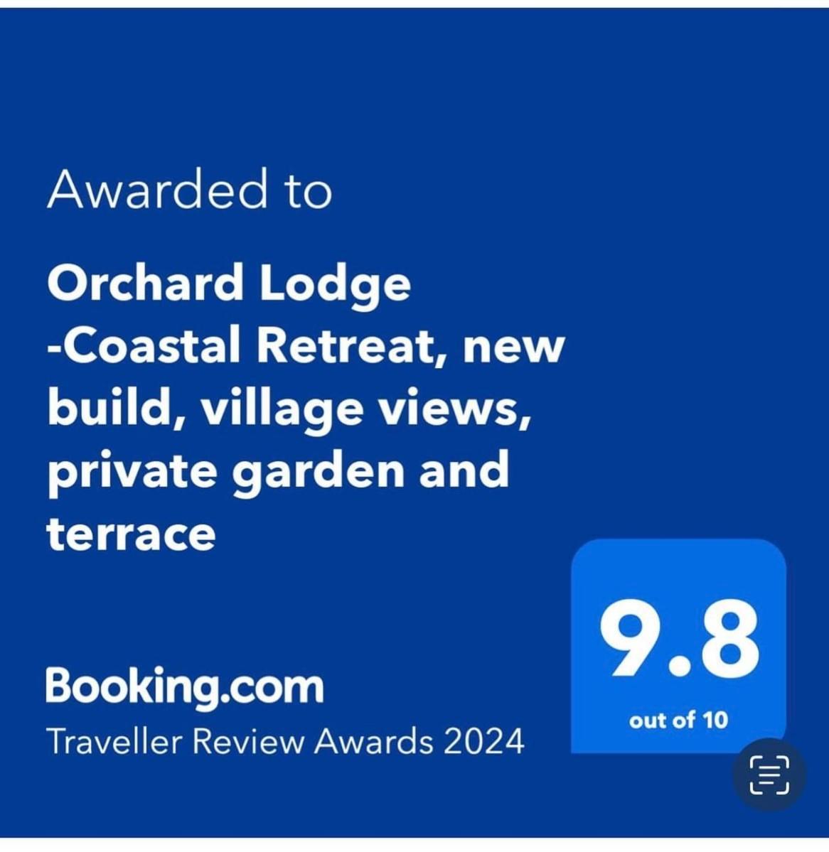 Orchard Lodge -Coastal Retreat, New Build, Village Views, Private Garden And Terrace Saint Brides Major Exteriér fotografie